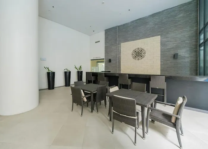 Stayhere Florence 1br Near Venice Mall Mckinley Hébergement de vacances